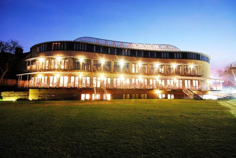 Oxford University Club 外观 照片